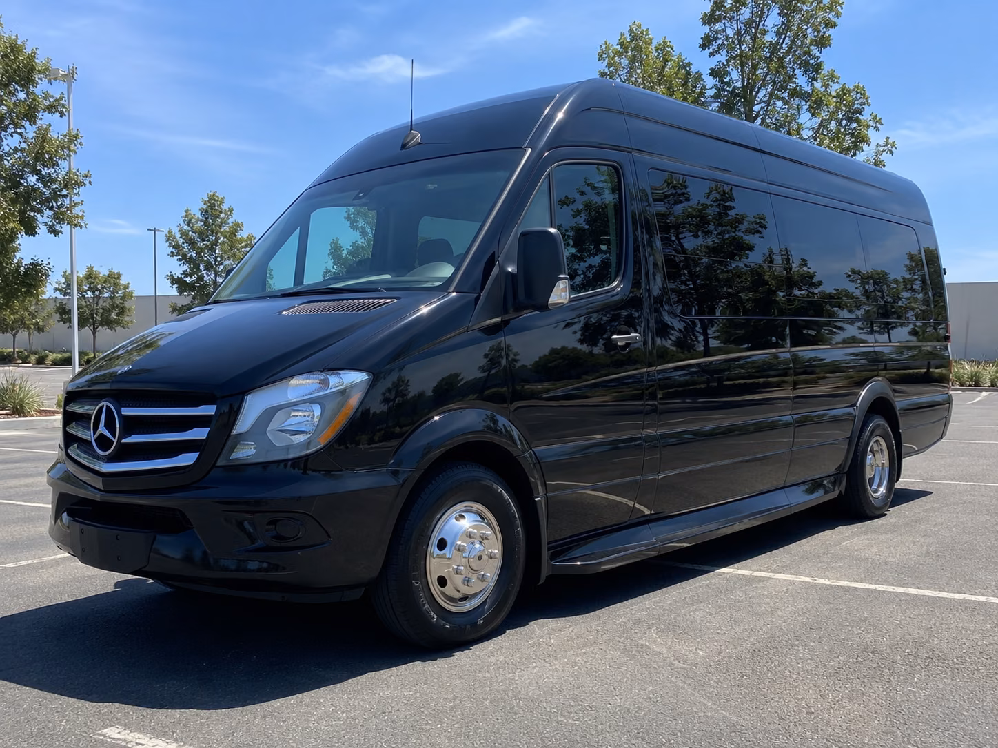 hollywood employee transportation